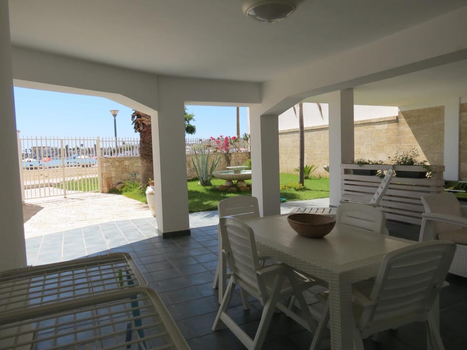 Salentoguests villetta sulla spiaggia House in Porto Cesareo