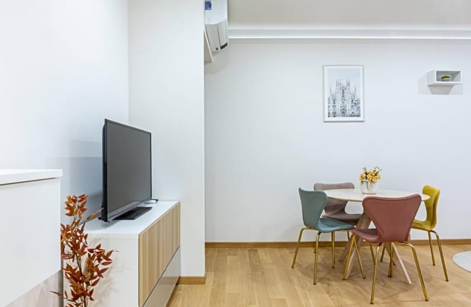 CASATI CENTRAL STATION Metro M1, M2, M3 Apartment in Milan