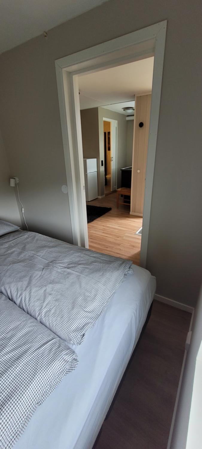 Studio newly renovated with separate entrance Apartment in Tromso