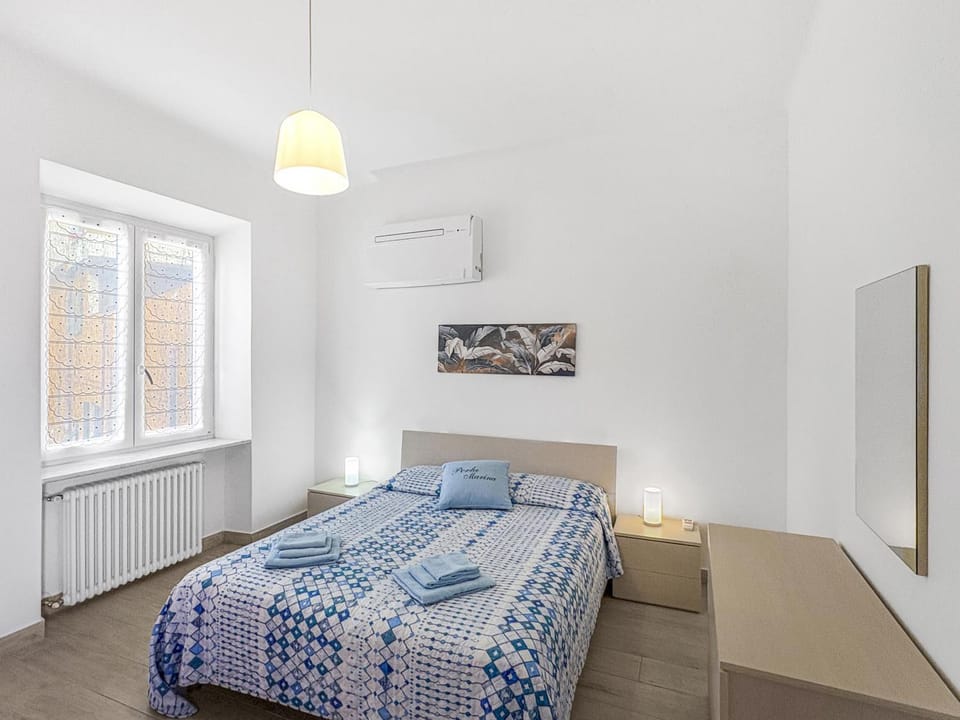 Bed, Photo of the whole room, Bedroom, towels, air conditioner