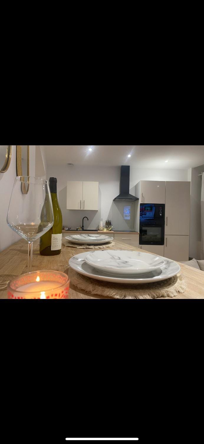 Night Dream-jacuzzi-romantic Apartment in Bourgogne-Franche-Comté