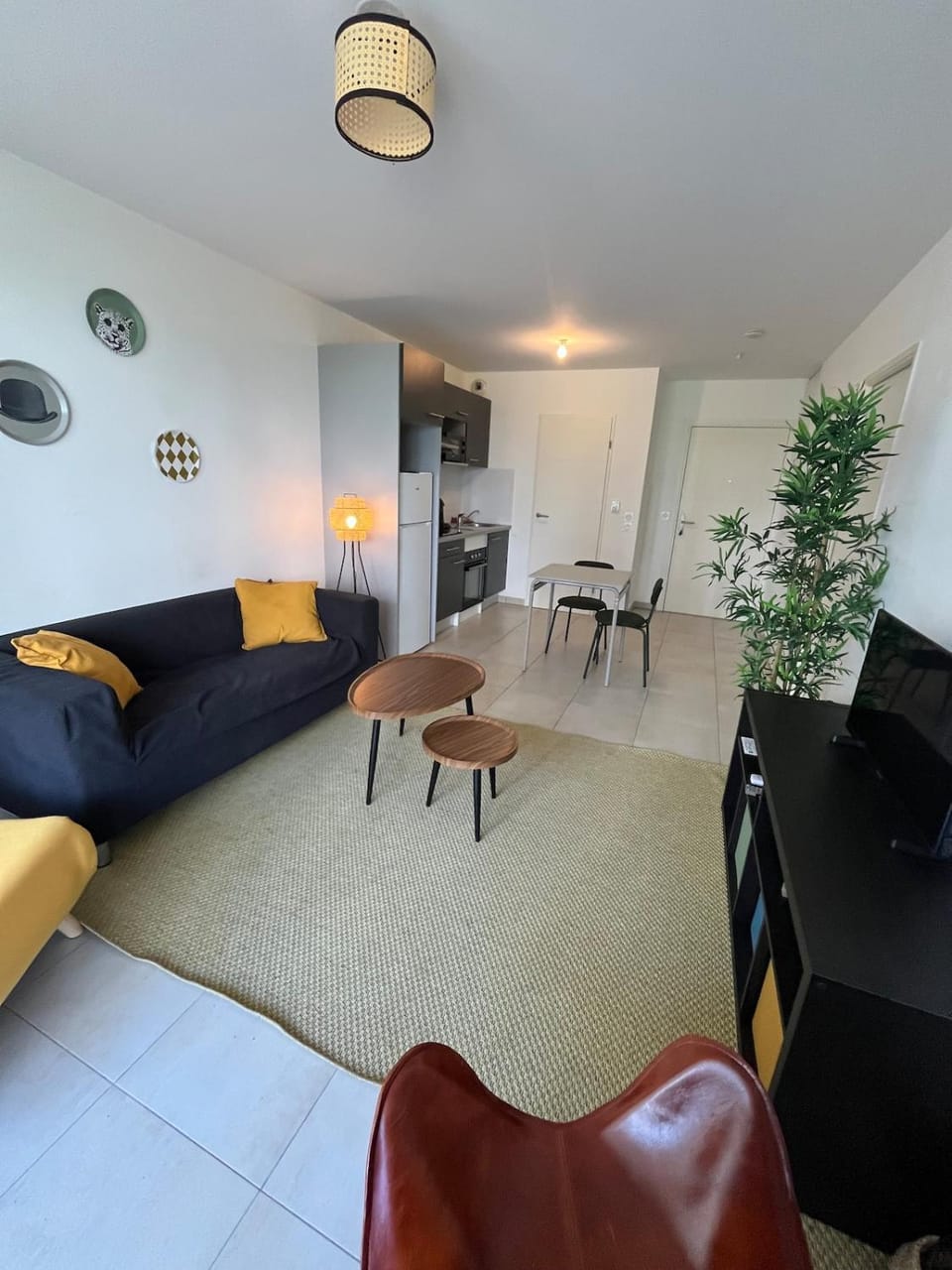 Living room, Dining area