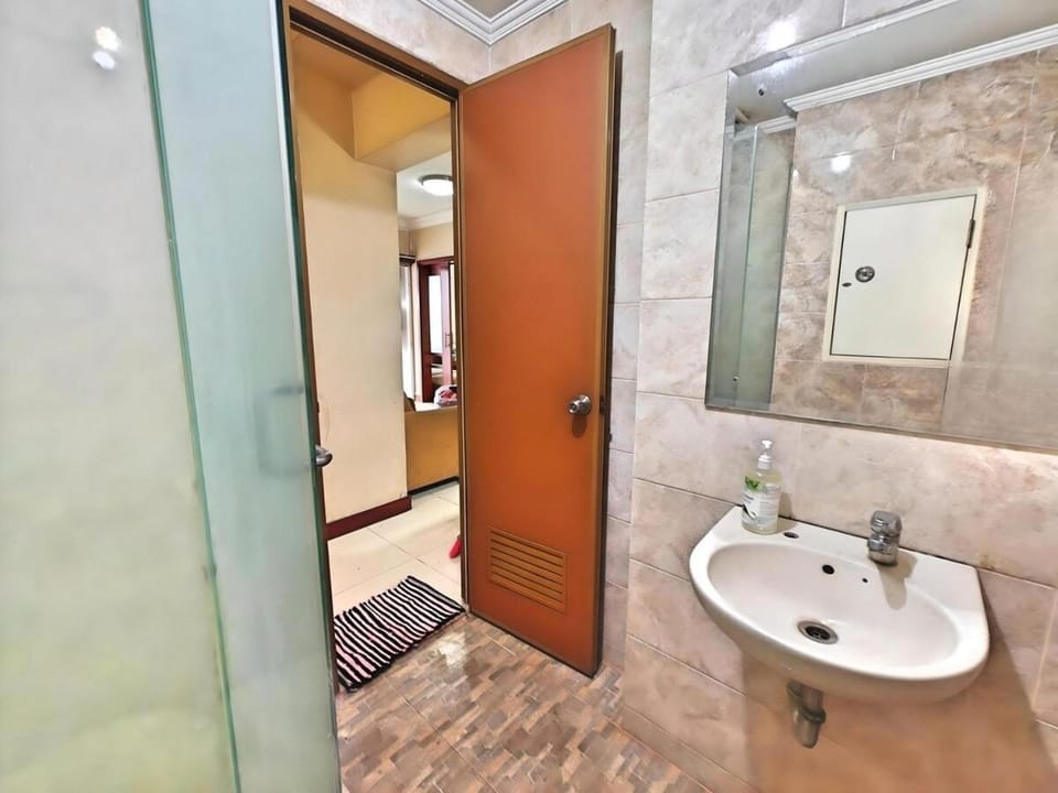 Large 3BR Cieumbuluit Apt Near PVJ & Ciwalk by 2ndHome Apartment in Bandung