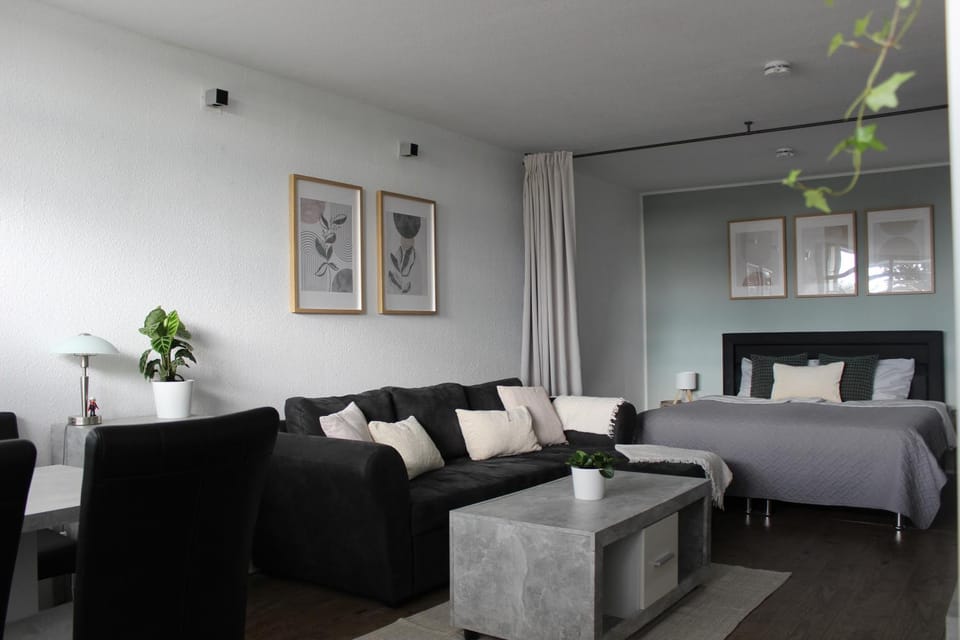 Living room, Bedroom