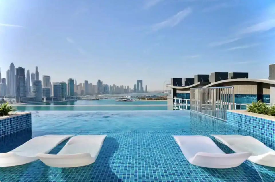 Sea view, Swimming pool