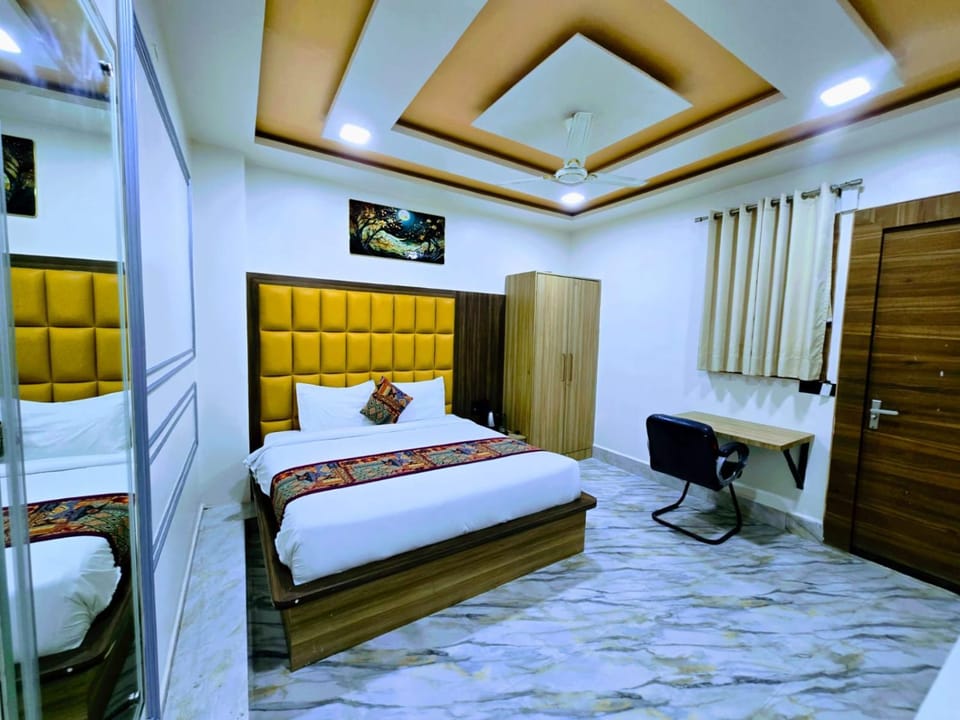 Bedroom, VIP