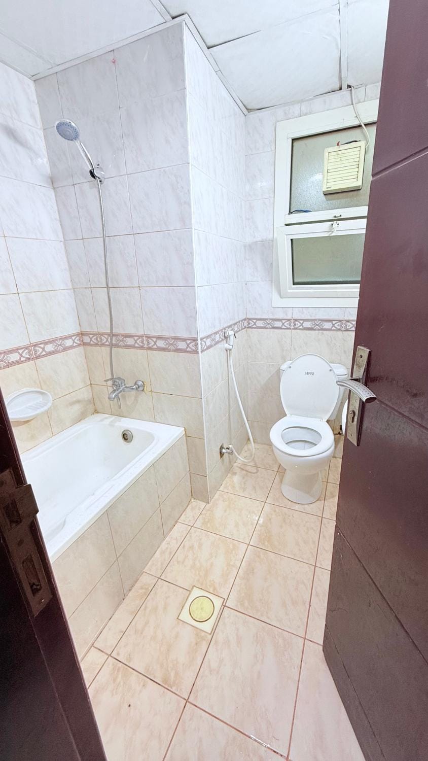 Shower, Toilet, Bathroom, Bath