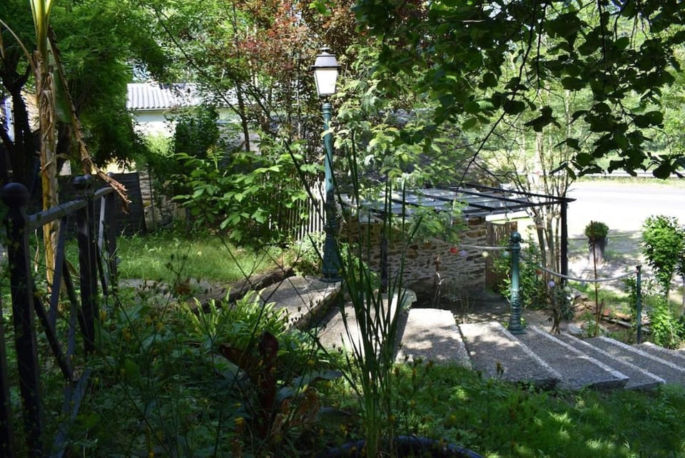 MAISON CLIMATISÉE - Vallée Du Tarn - BORD D'EAU House in Occitanie
