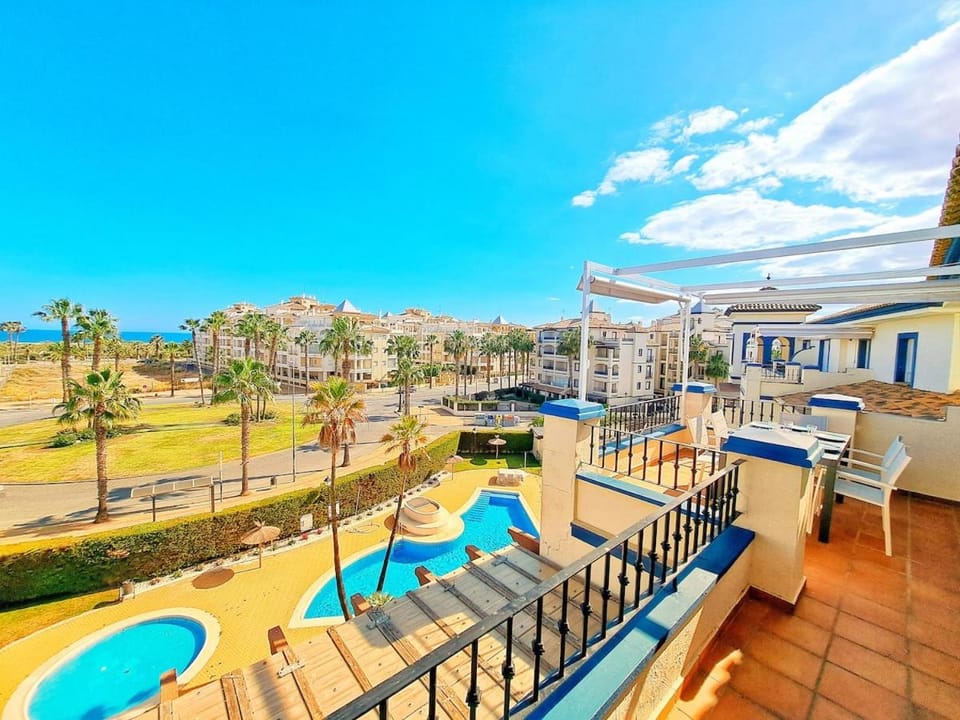 Natural landscape, Balcony/Terrace, Pool view