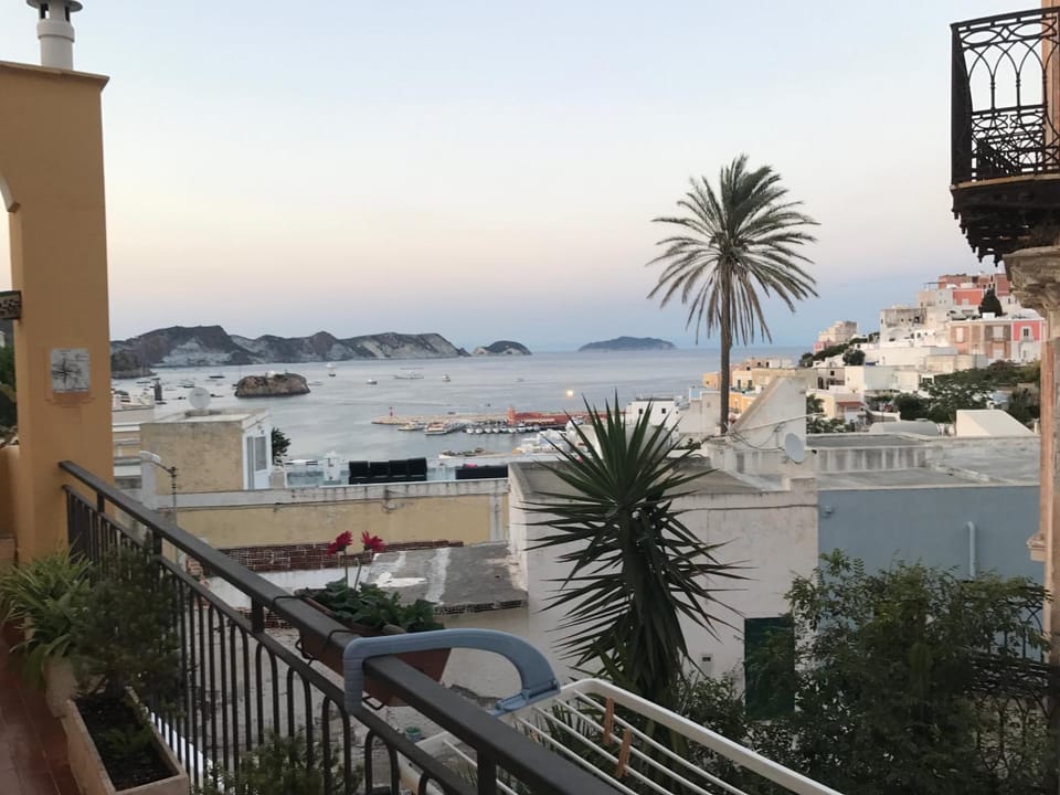 A casa di Tommasino Apartment in Ponza