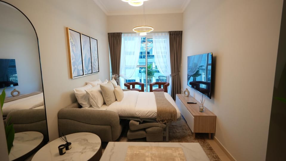 Communal lounge/ TV room, TV and multimedia, Evening entertainment