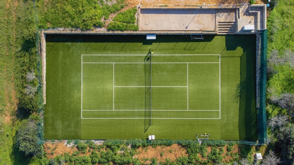 Tennis court