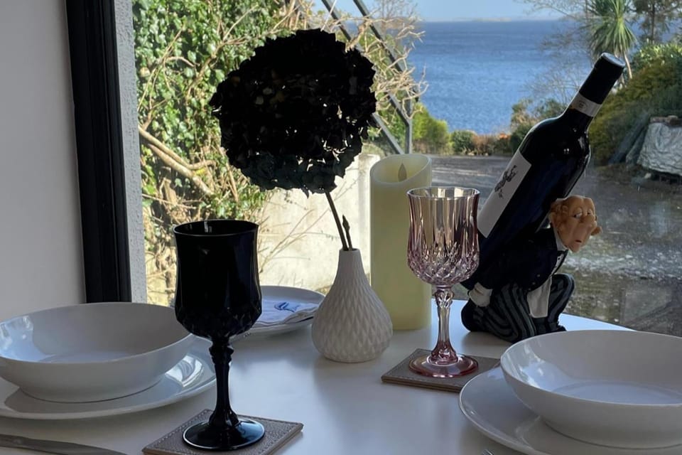 Lakeside Apartment Retreat in Oughterard Connemara Apartment in County Galway