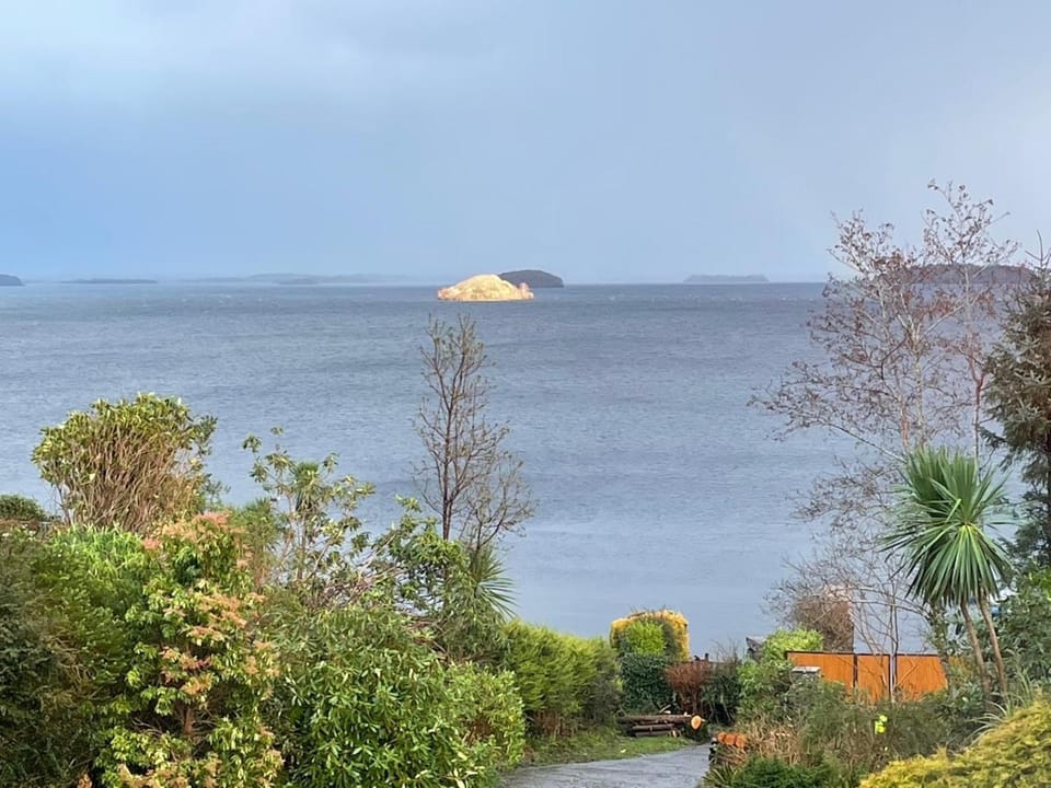 Lakeside Apartment Retreat in Oughterard Connemara Apartment in County Galway