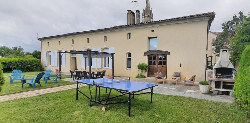 Table tennis, Garden view, sunbed