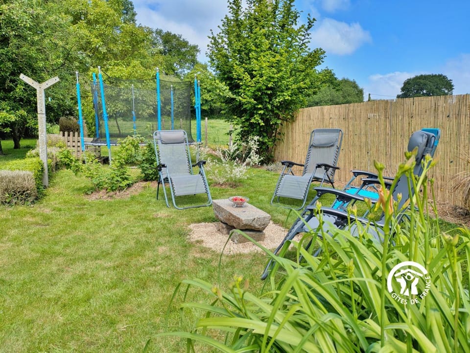 Natural landscape, Garden, sunbed