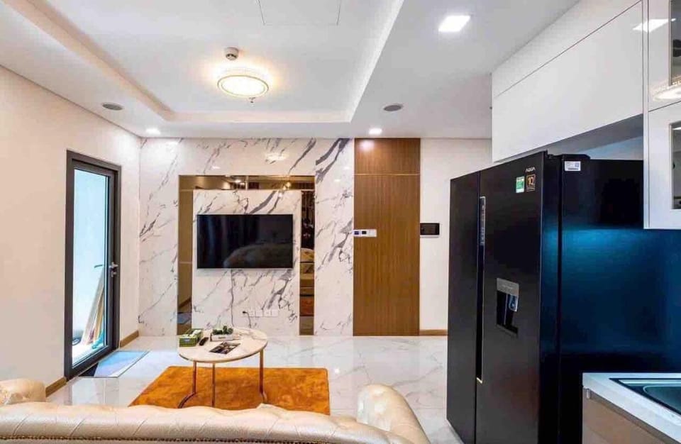 Vinhomes Landmark 81 Renovation 2025 by BeVista Apartment in Ho Chi Minh City