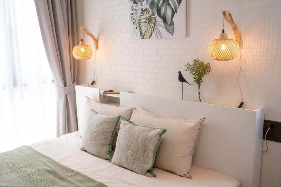 Bed, Photo of the whole room, Bedroom