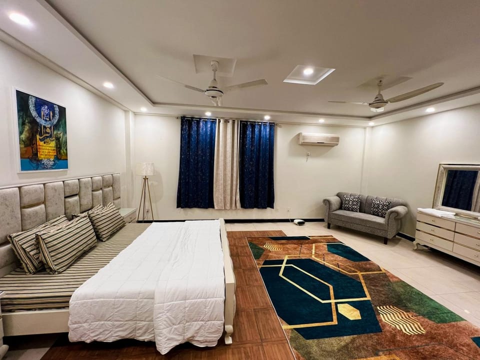 Executive Suites! Luxurious 2BHK Apartment in Islamabad
