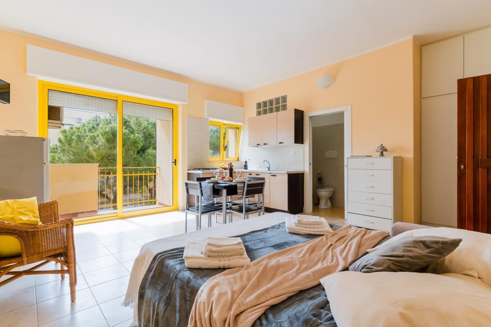 Property building, Living room, Bedroom