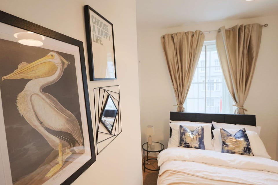 Two bedroom flat in St Michael's Hill Apartment in Bristol