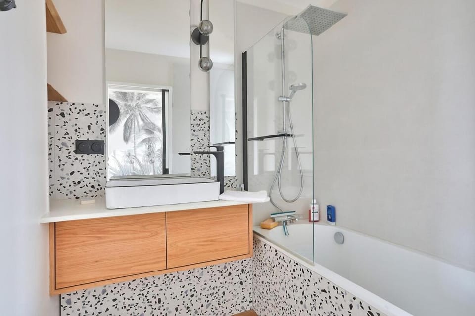 Superb 1BR flat on the Bois Blancs district Apartment in Lille