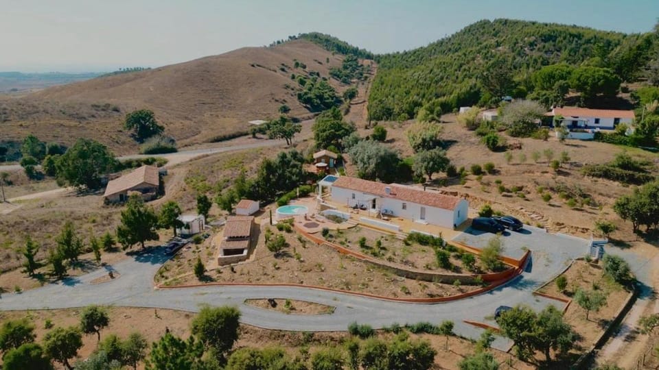 Property building, Bird's eye view, View (from property/room)