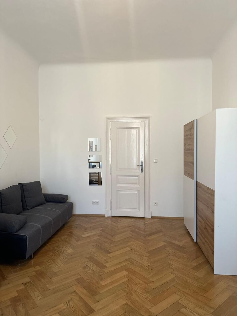 Chic Retreat on Skorepka Street Apartment in Prague