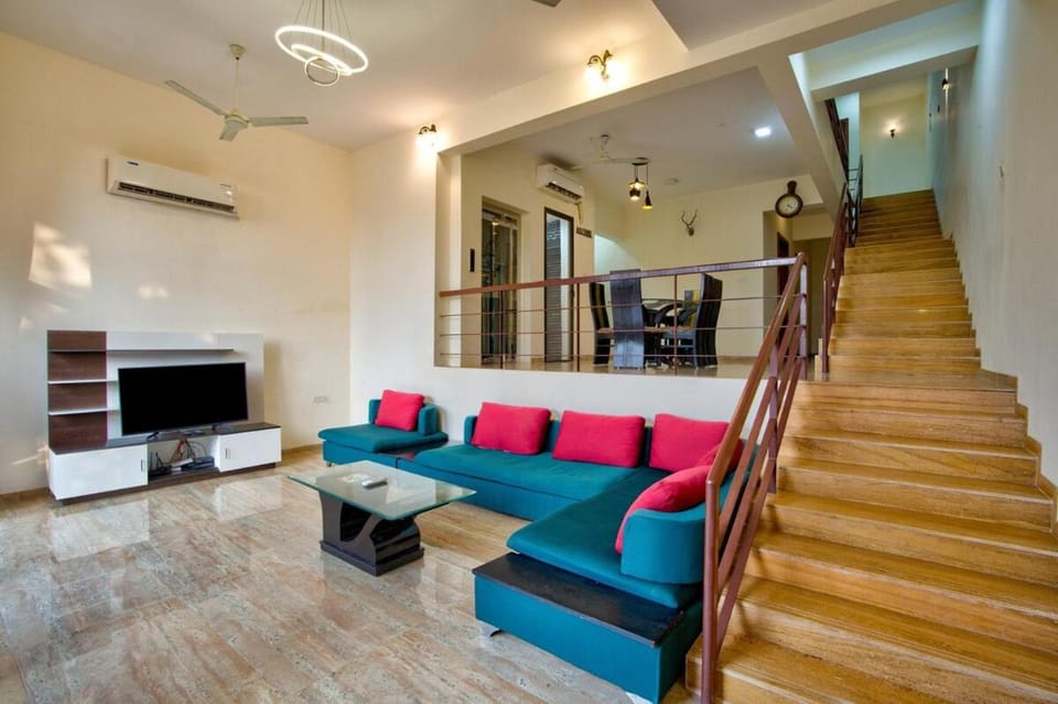 Luxury Sea View 4BHK Villa with Private Pool Villa in Goa, India
