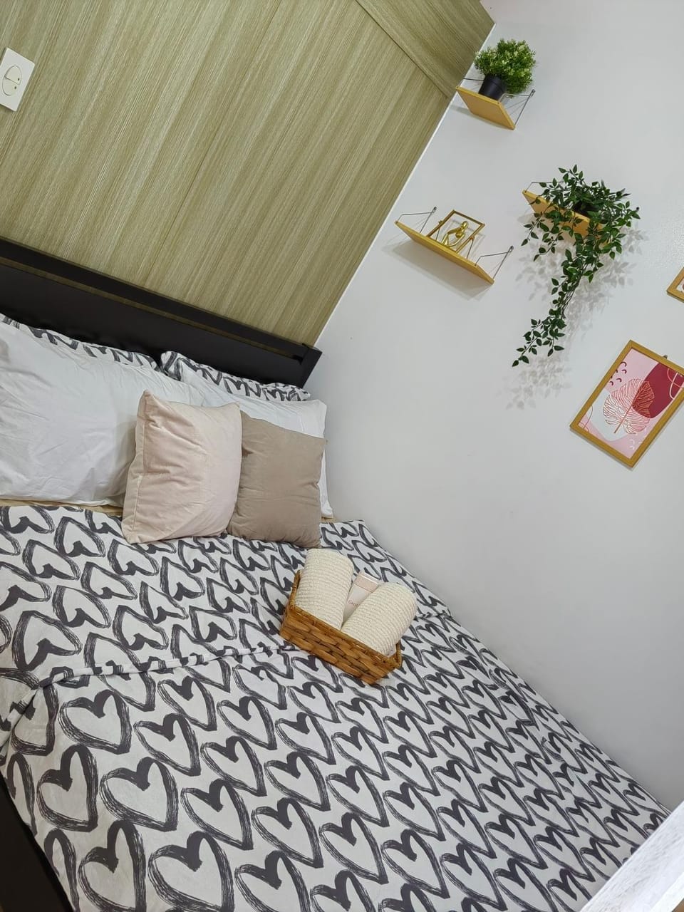 Mk Luxury Staycation Hostel in Pasay