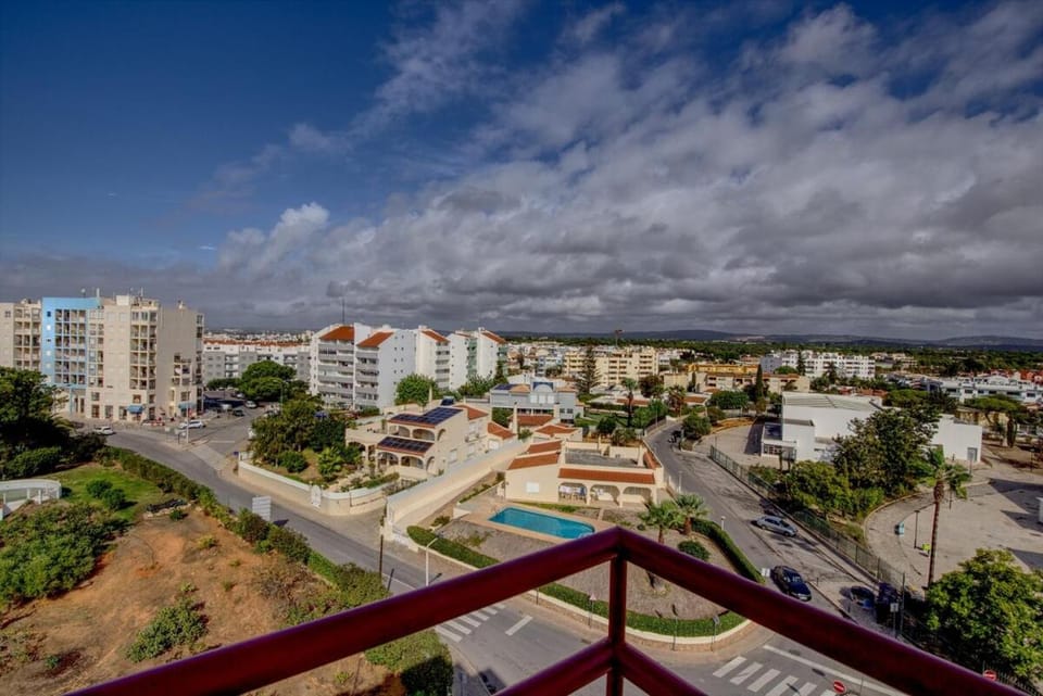Quarteira Apartment with views Apartment in Quarteira