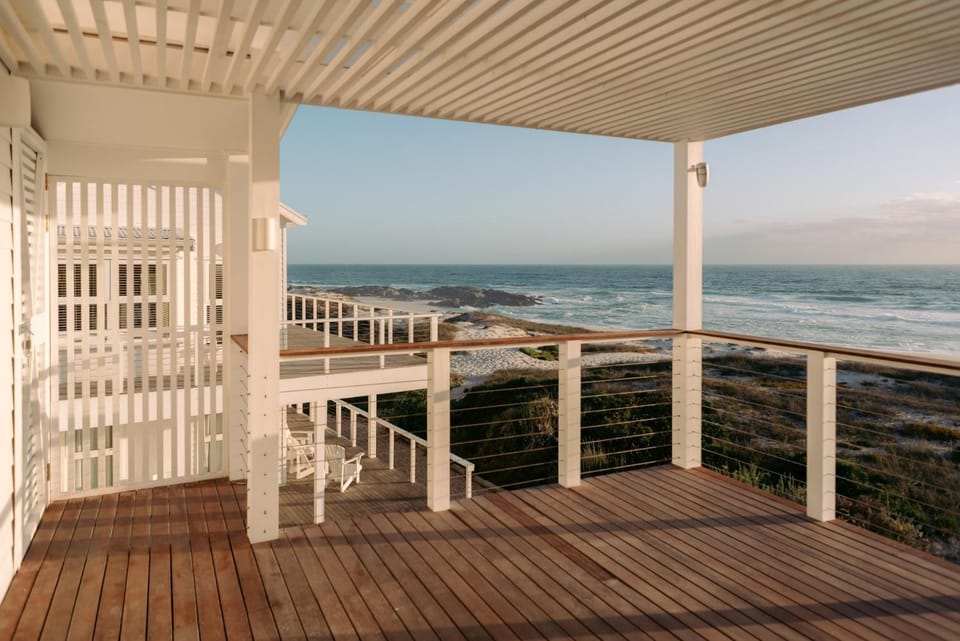 Natural landscape, View (from property/room), Balcony/Terrace
