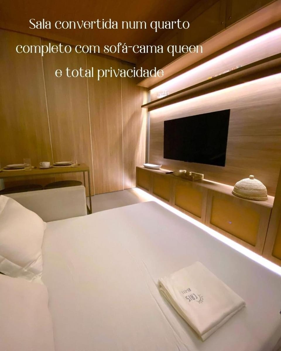 Bed, Living room