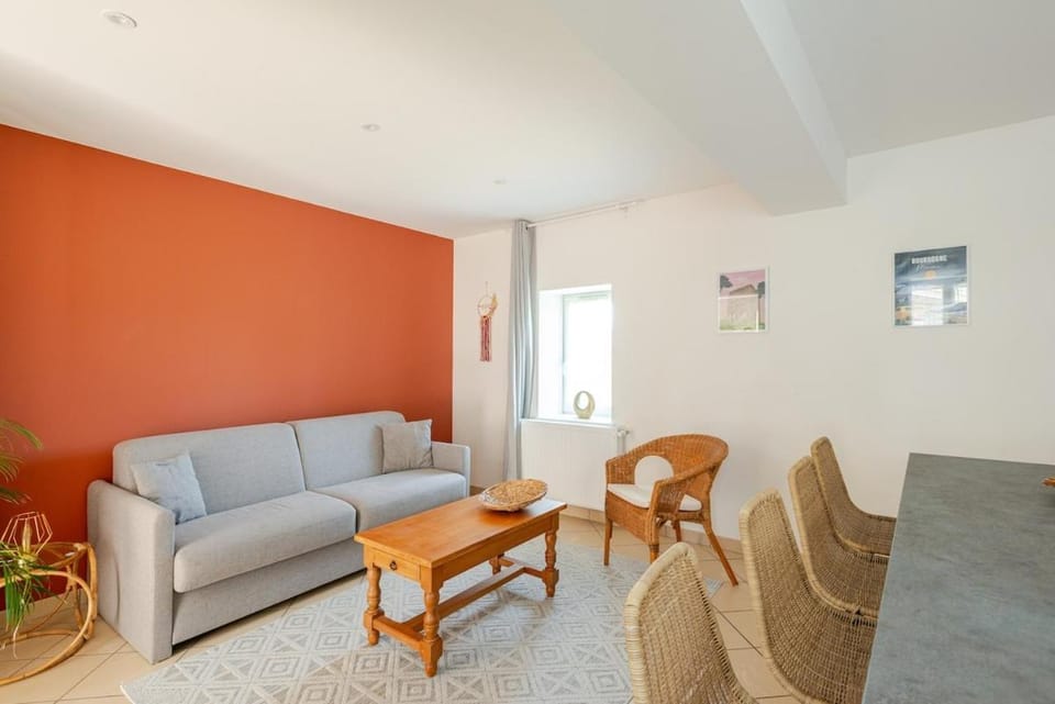 Gîte des Chaumottes, meublé avec terrasse Apartment in Autun