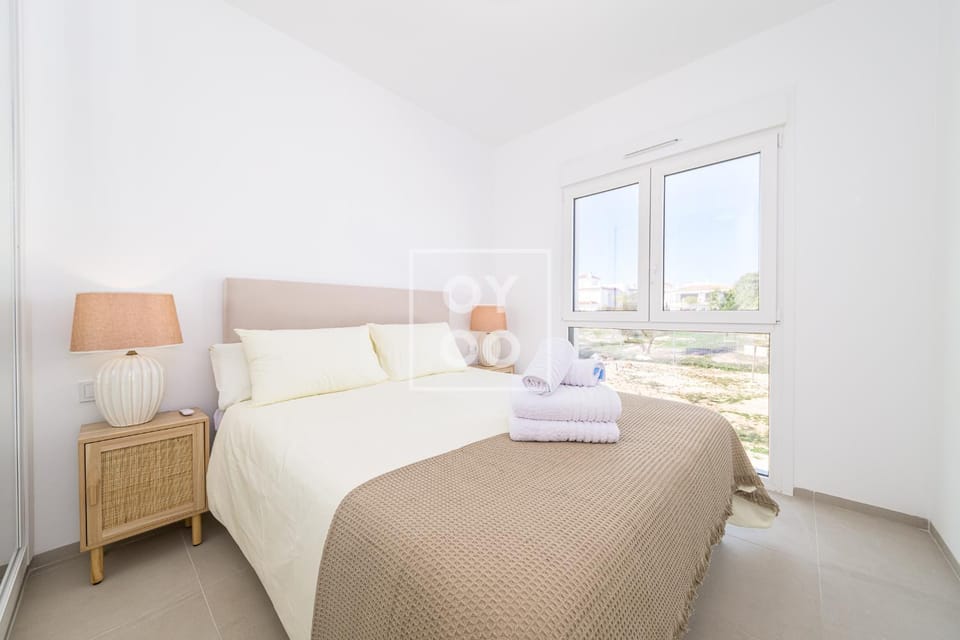 Bed, View (from property/room), Bedroom