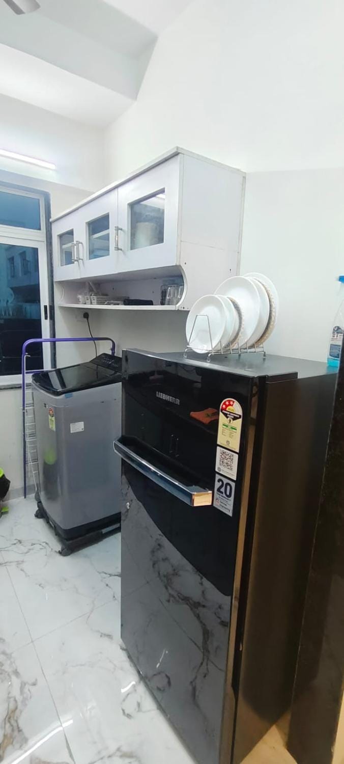 Elegant 1BHK at Bandra W Close to Lilavati hospital 304 Apartment in Mumbai