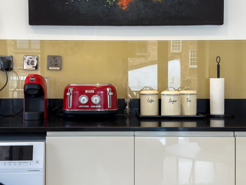 Coffee/tea facilities, Kitchen or kitchenette, toaster, kitchen