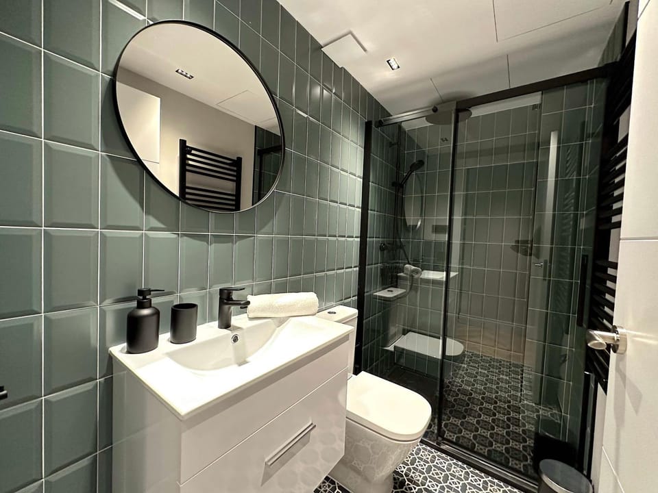 Shower, Bathroom