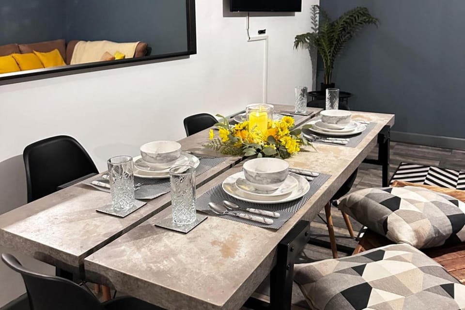 Oak Suite - 2 Bed - Sleeps 4 - Central Blackpool Apartment in Blackpool