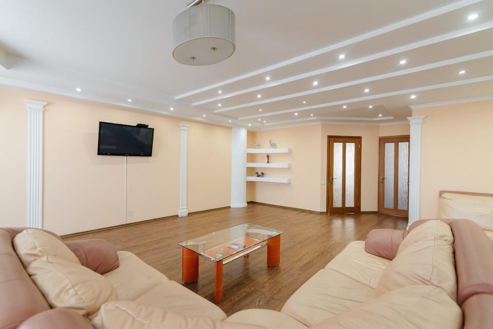 Communal lounge/ TV room, TV and multimedia, Seating area