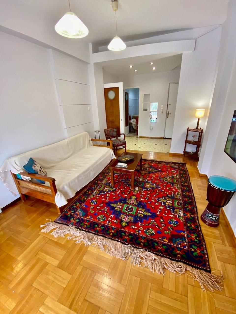 Living room, Photo of the whole room, Seating area