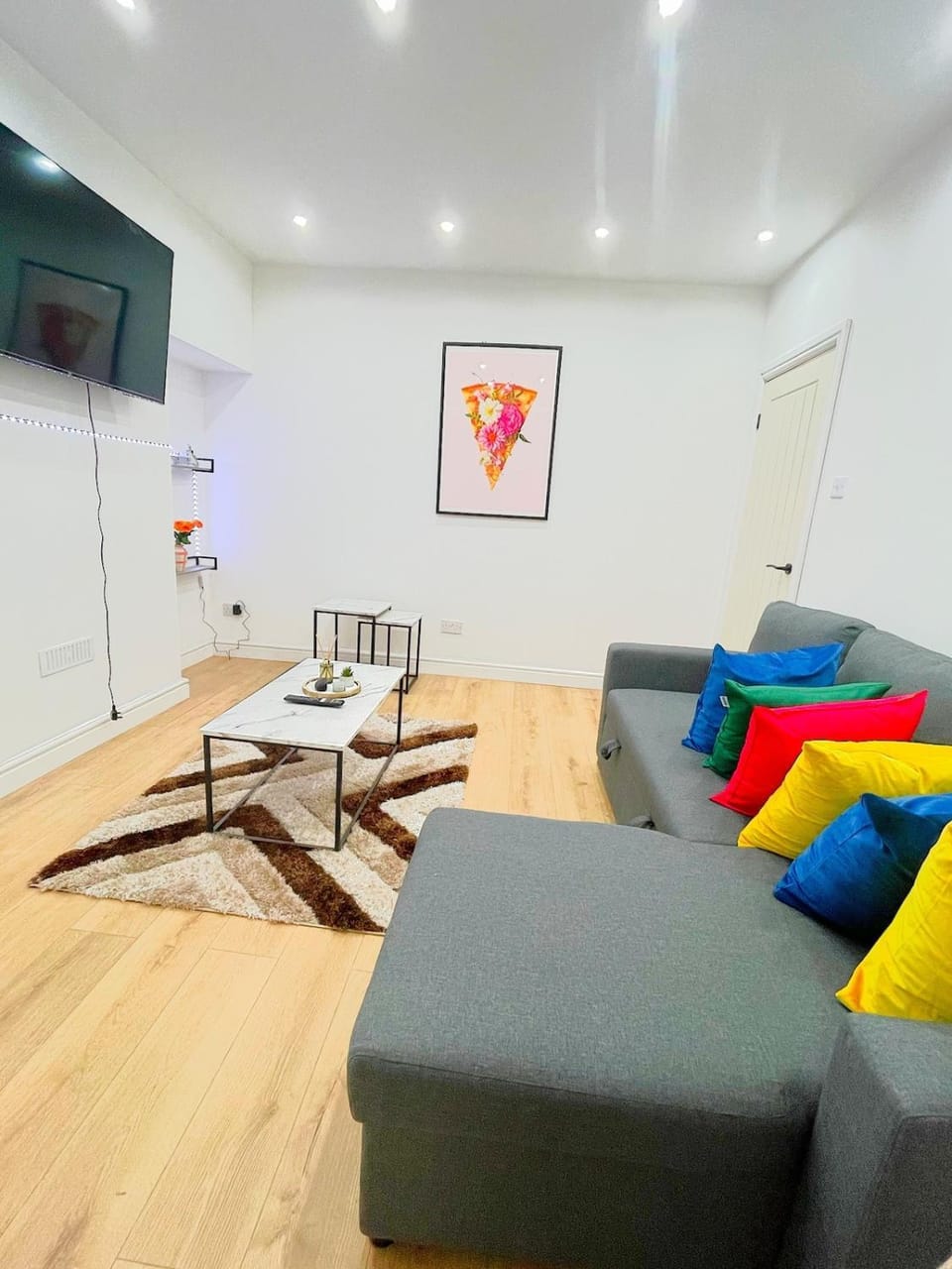 TV and multimedia, Living room, Seating area