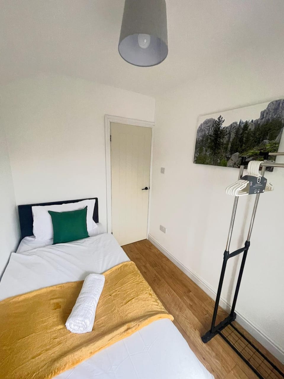 BetaHouse -3BR -Pool Table -Free parking -Spacious Apartment in Salford