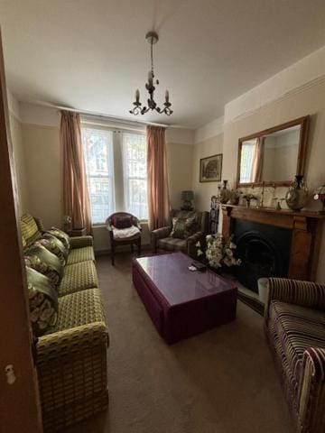 Living room, Photo of the whole room