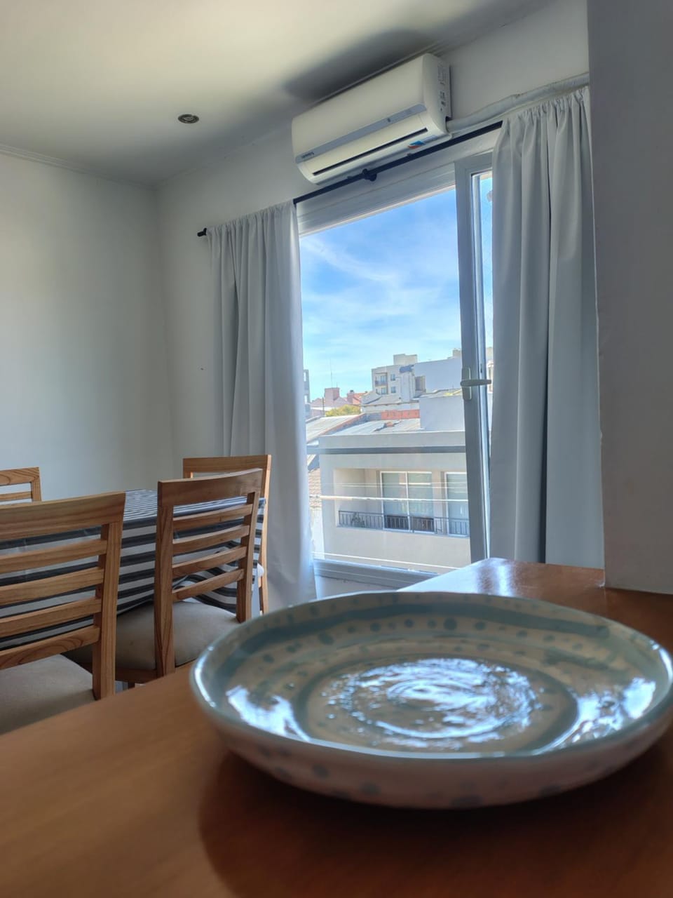 Departamento LA FAMILIA Segundo piso por escaleras con cochera Apartment in Tandil