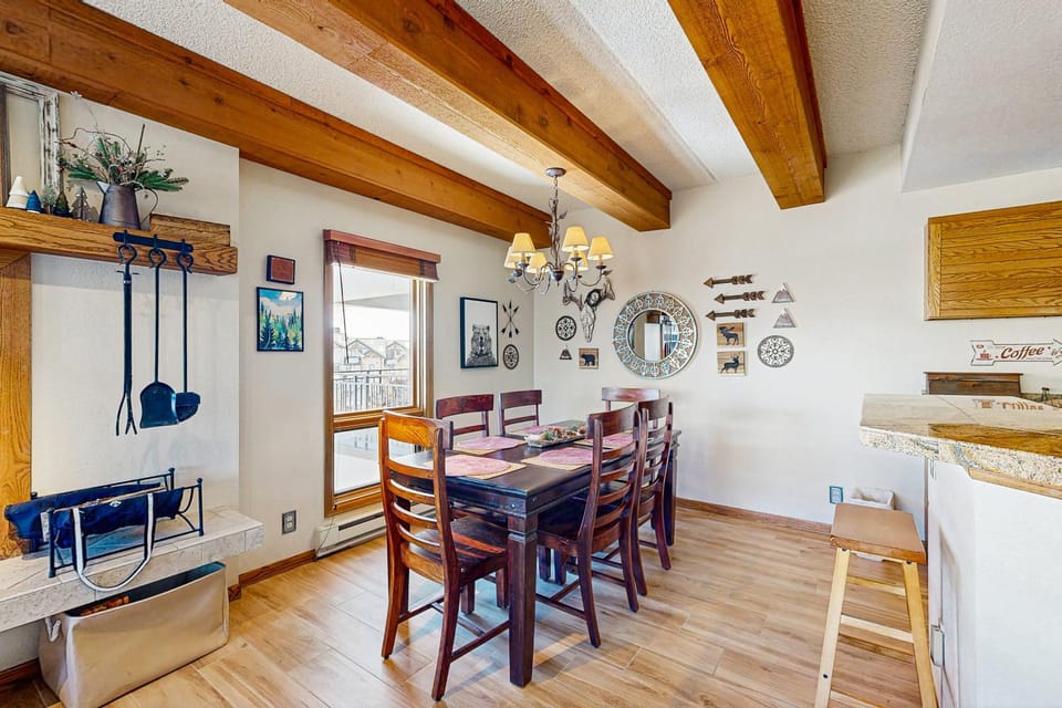 The Snowflower Retreat Apartment in Colorado