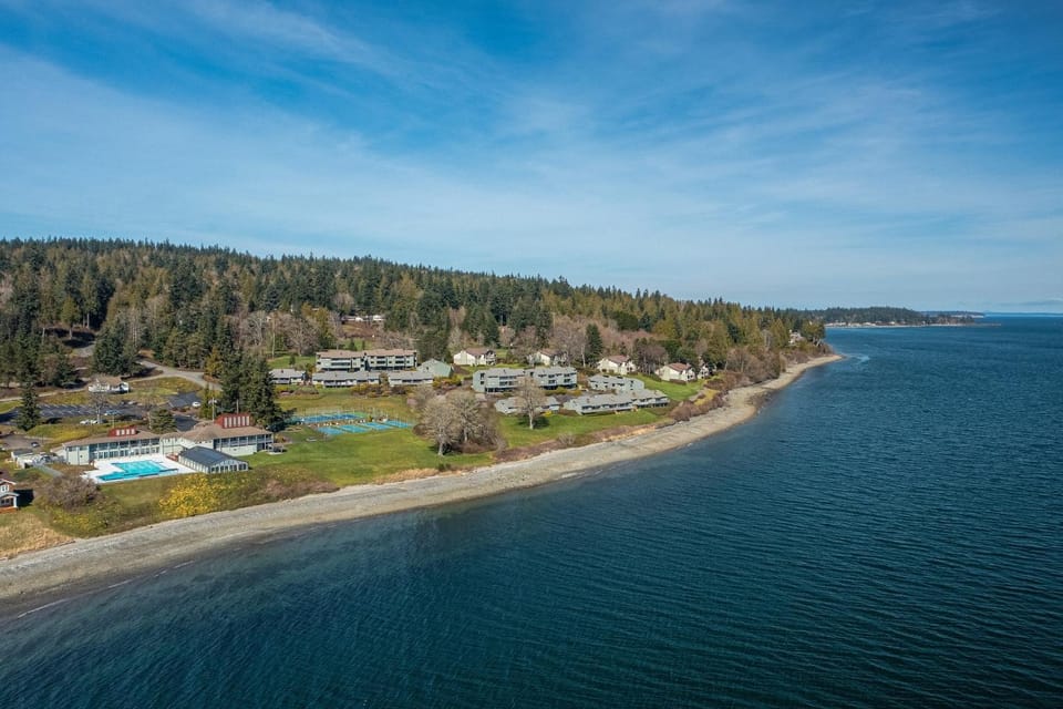 Bayfront Retreat Apartment in Port Ludlow