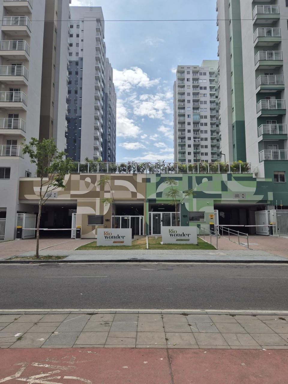 Property building, Facade/entrance
