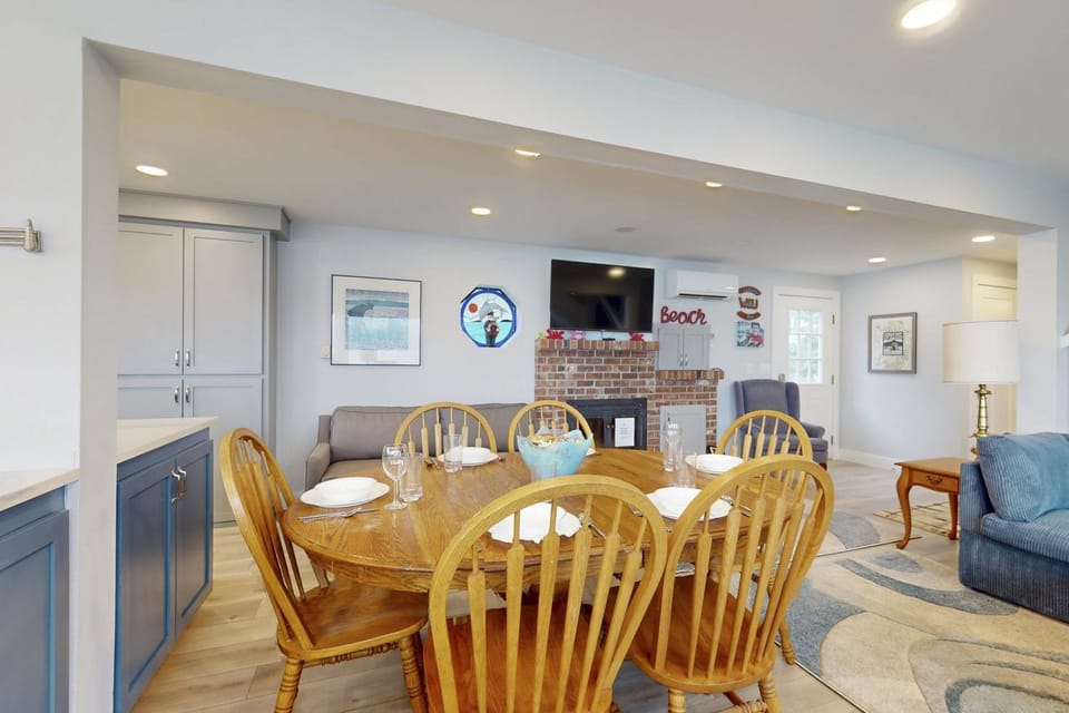 Tyee Shoreline Retreat House in Camano Island