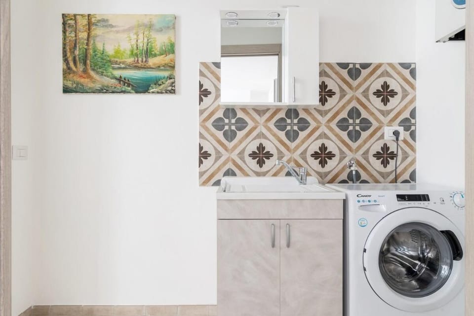 Famiglia 60MQ Giallo Milano Mxp Laghi Apartment in Somma Lombardo